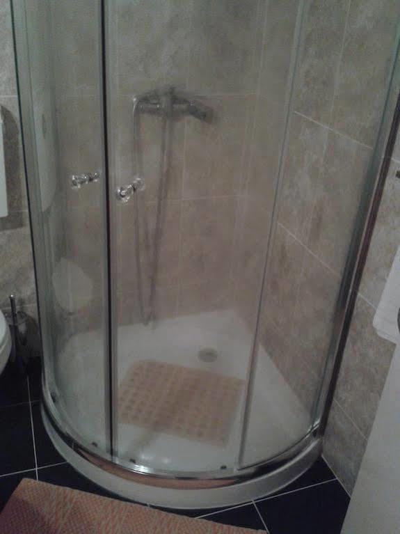 Lira Guest House B&B OOporto Extérieur photo